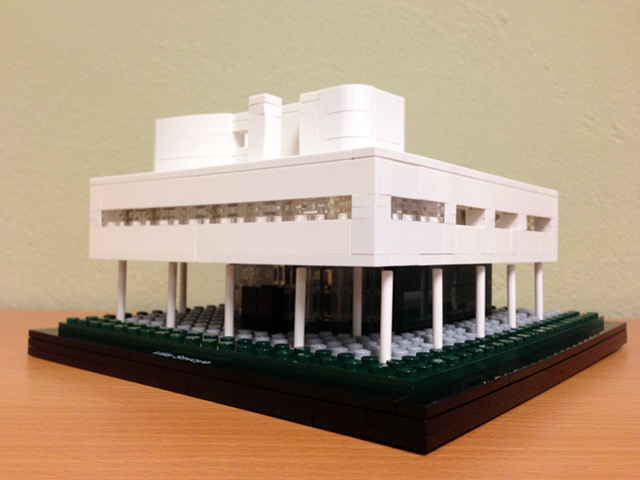 レゴアーキテクチャーシリーズのサヴォア邸 | 福山市の新築・注文住宅